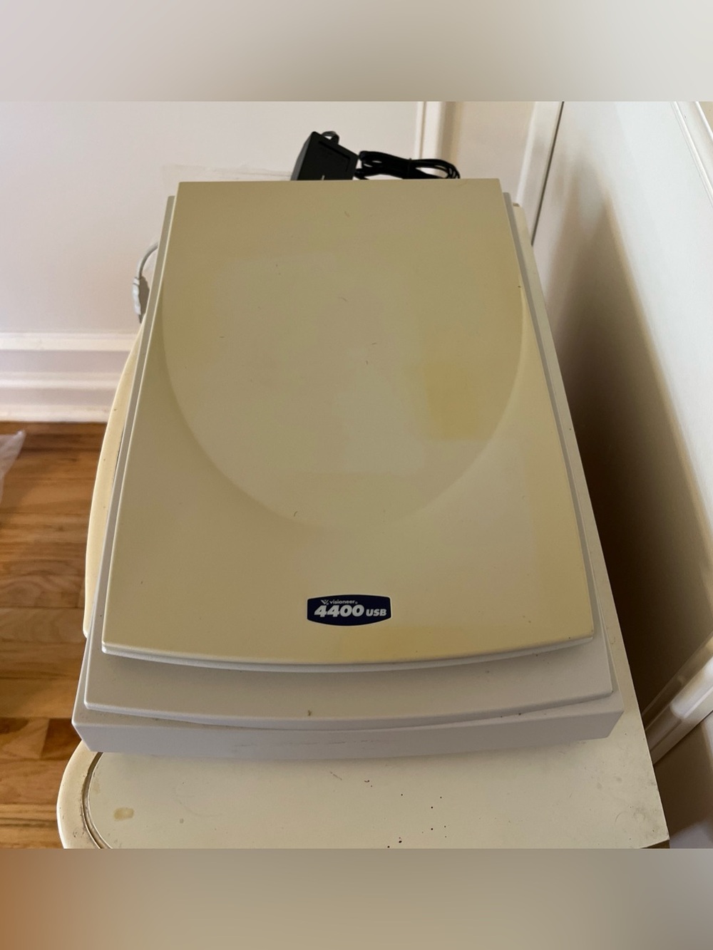 visioneer  4400 flatbed scanner New no box 600x1200 dpi / windows 98  - see desc